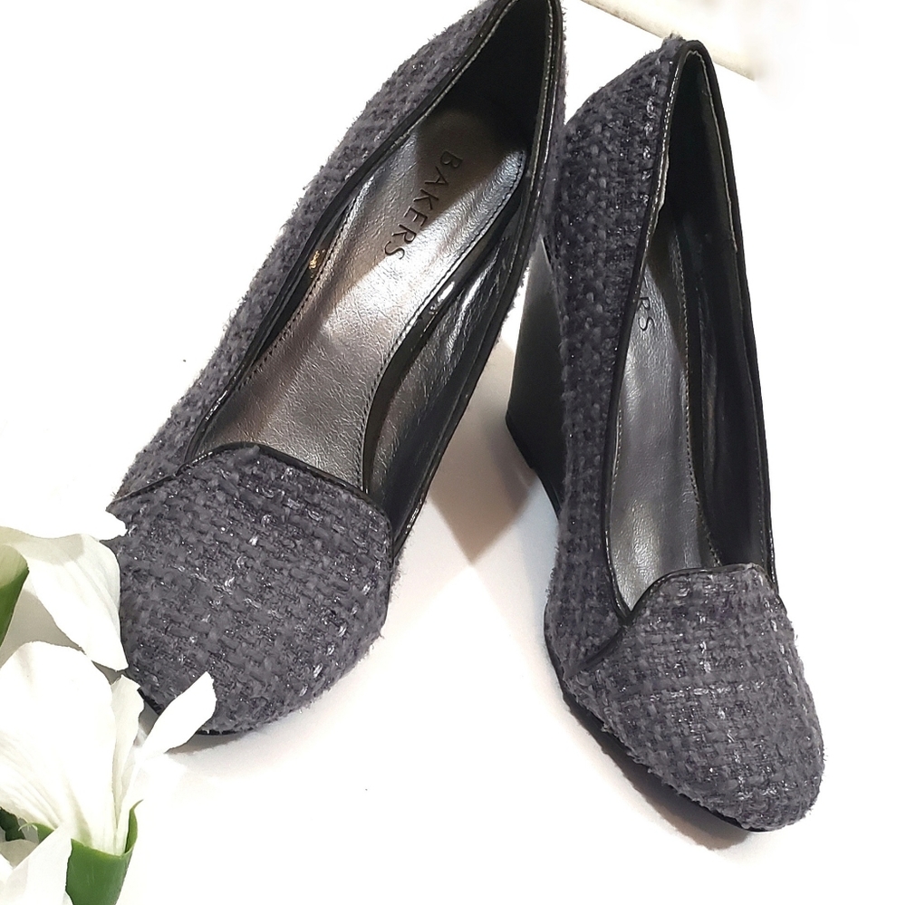 BAKERS Gray Cloth Wedges Size 7.5